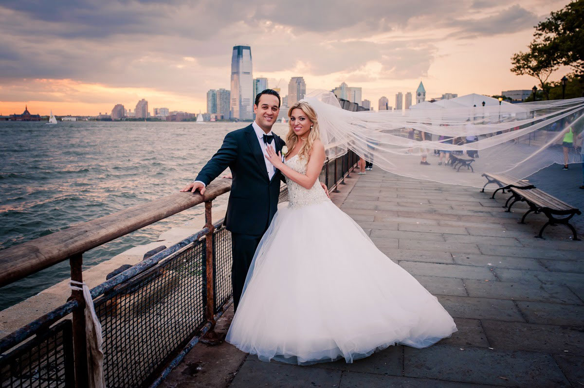 Beautiful and Charming Bride&Groom..