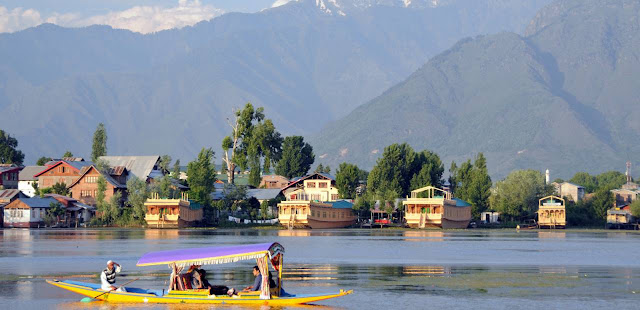 houseboat package dal lake