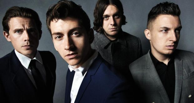 Arctic Monkeys diz que tentará lançar algo até o fim do ano