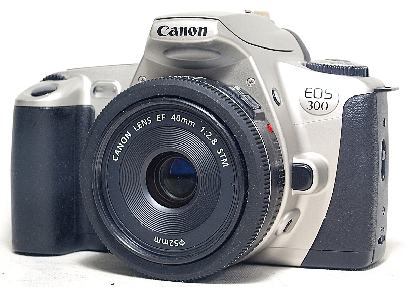 Praktisch Doelwit hoeveelheid verkoop ImagingPixel: Canon EOS 300 35mm AF SLR Film Camera Review