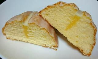 フジパン　レモンケーキ　ホワイトチョコ風味
