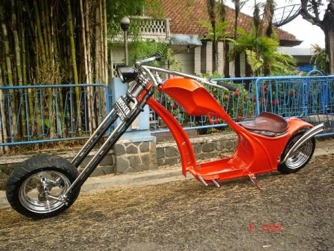 GAMBAR MODIFIKASI VESPA CHOPPER Foto Gambar Modifikasi Motor