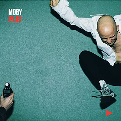 Avec l'album "Play" Moby entre dans la légende notamment avec "Why Does My Heart Feel So Bad?"