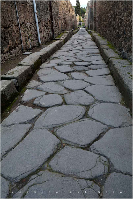 Pompeii ruins