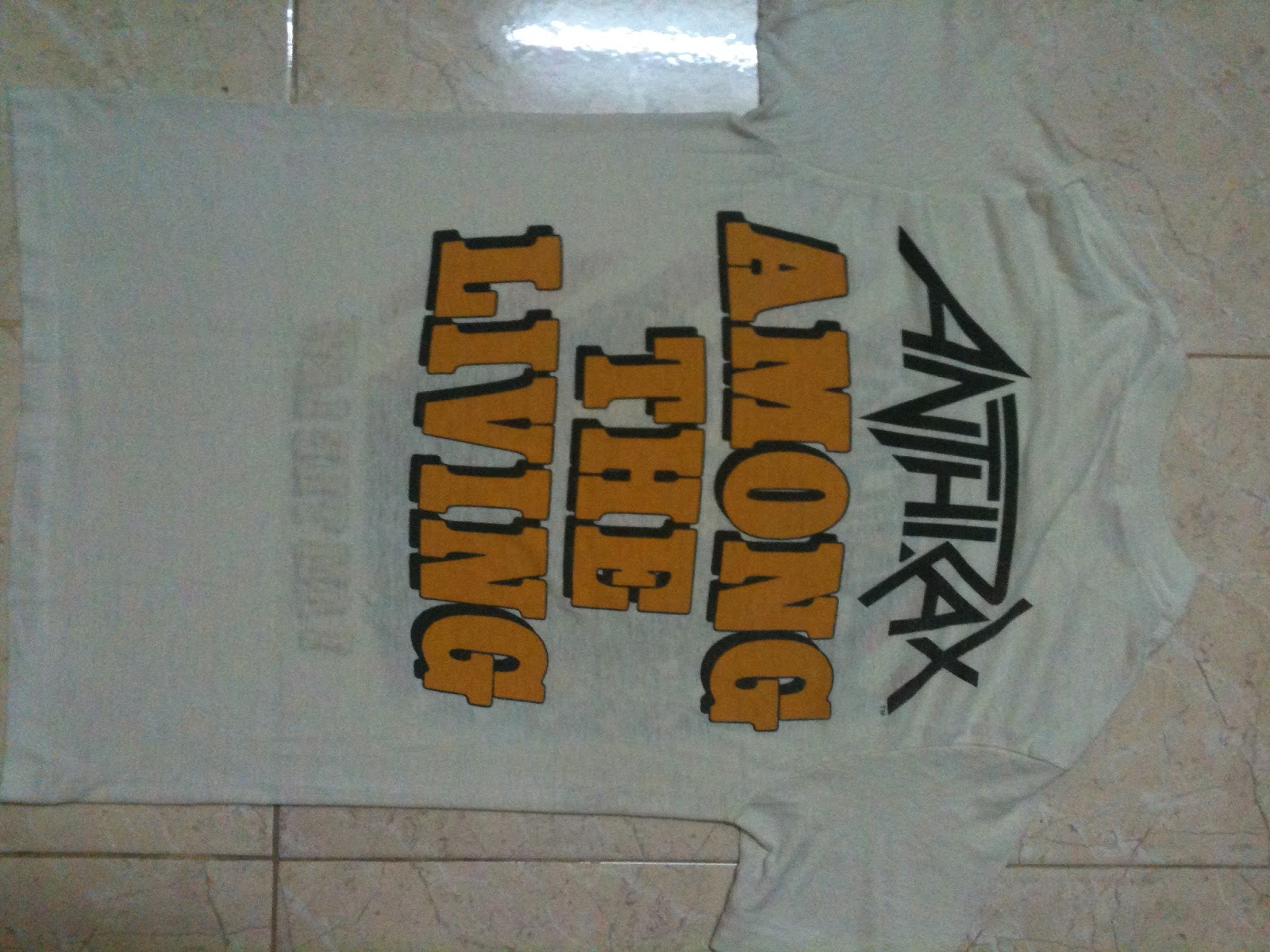 vtg anthrax t shirt I AM THE