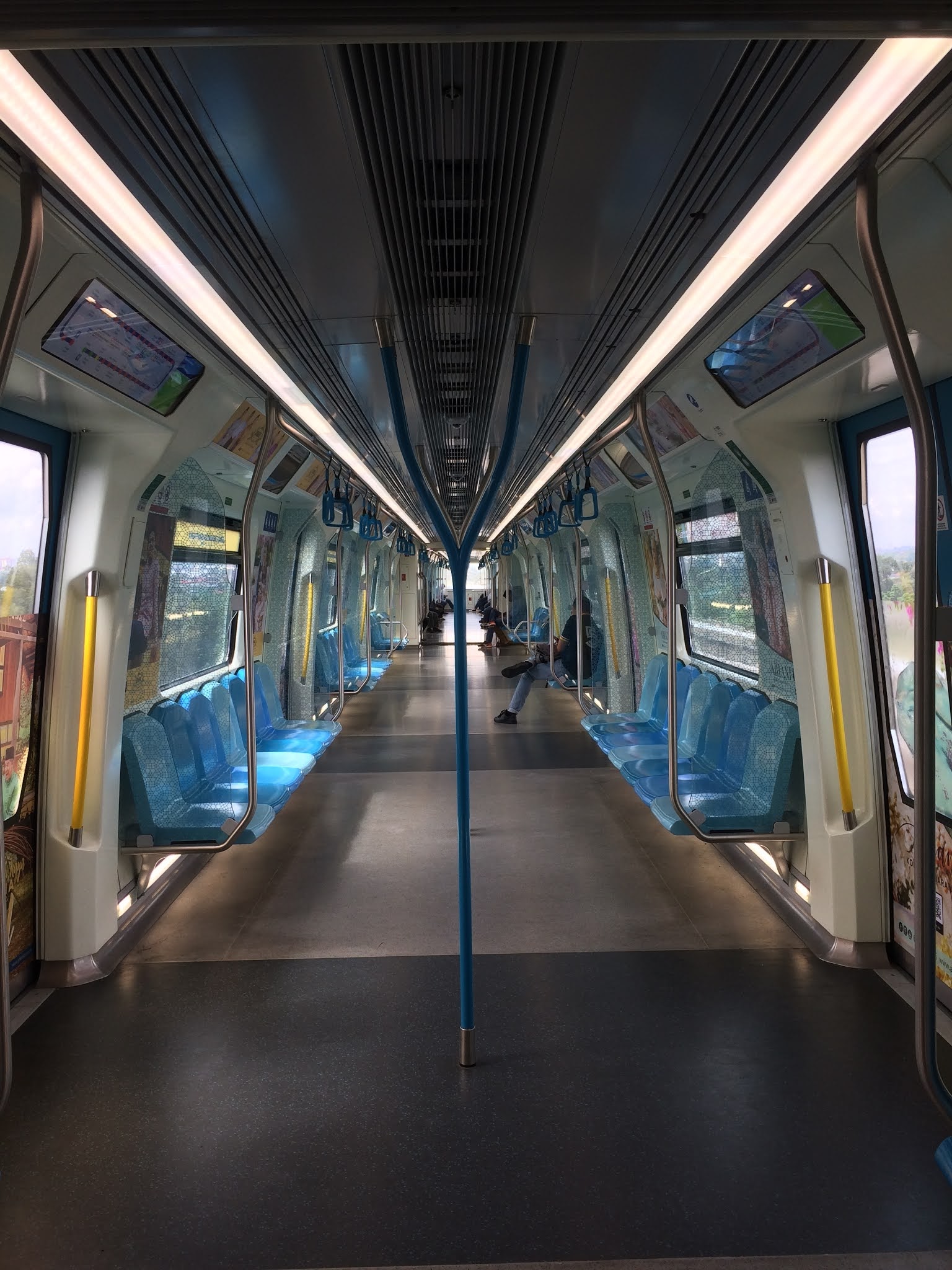 Kuala Lumpur Walk Pics : MRT Sungai Buloh - Kajang Line
