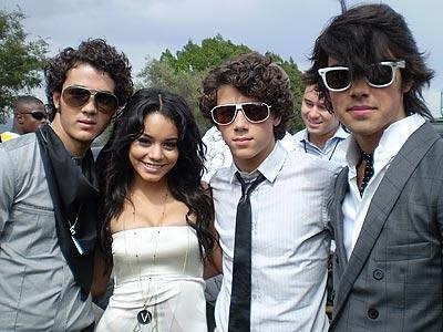 hudgens and jonas