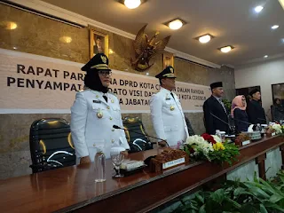 Walikota Dan Wakil Walikota Cirebon Sampaikan  Visi Misi Di Hadapan Sidang Paripurna Istimewa DPRD Kota Cirebon