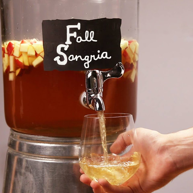 Apple Cinnamon Fall Sangria Recipe