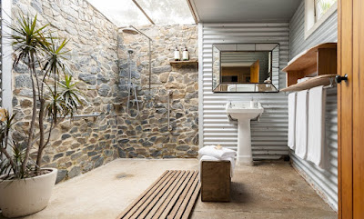 bathroom outdoor shower bathtub