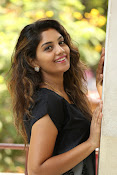 Karuna photos in jeans-thumbnail-10