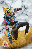 S.H. Figuarts Kamen Rider Na-Go Beat Form 23