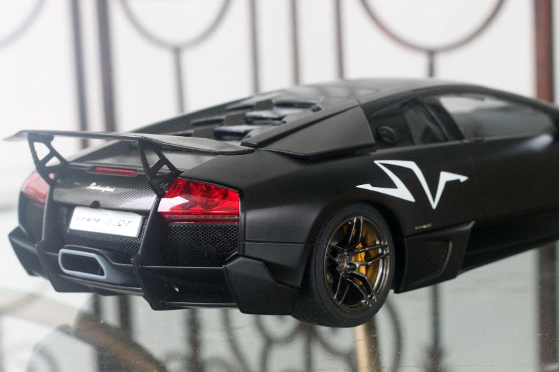 AUTOart 1 18 Lamborghini Murcielago LP6704 SV Matt Black