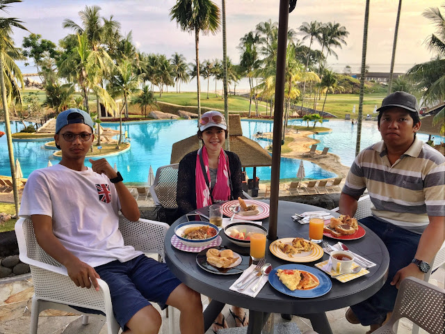 breakfast Bintan Lagoon Resort