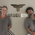 F Design Hostel firma parceria com espetáculo "Nunca Nade Sozinho”