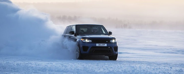 Range Rover Sport SVR: fascinating acceleration regardless of the piece of ground