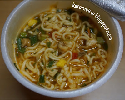 รีวิว นงชิม มินิ รสเผ็ดเห็ดหอม (CR) Review Nongshim mini spicy mushroom - Korean cup noodles.