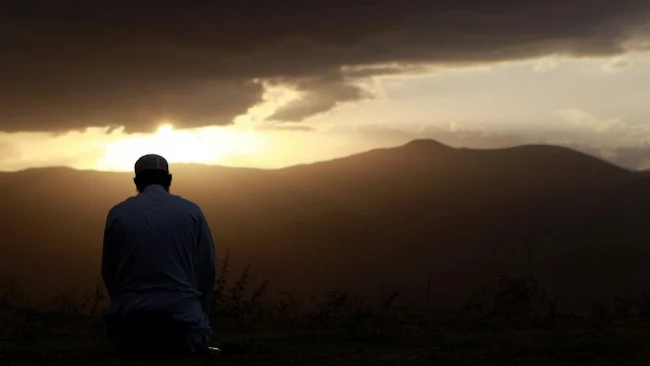 Bacaan Tahlilan dan Doa Lengkap Serta Terjemah Indonesia