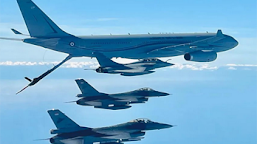 "Terbang Bersama Pesawat F-16 TNI AU dan Rafale AU Perancis di Langit Madiun Jawa Timur"
