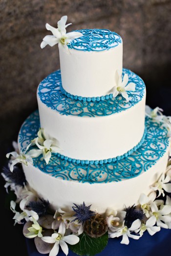 Cake Inspiration here via Elizabeth Anne Designs photo by Laura Peacock