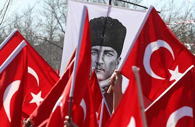 Είναι ώριμες οι συνθήκες για πραξικόπημα στην Τουρκία;