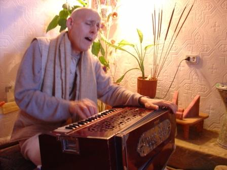 Sankarshan Das Riding the Wave of Kirtan Bliss