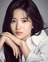 Biodata Kim Tae-Ri Pemeran Go Ae-Shin K-Drama Mr. Sunshine