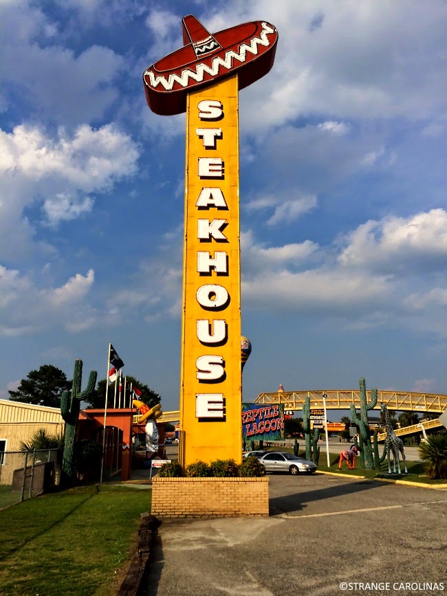 South Of The Border (Hamer, SC) | Strange Carolinas: The Travelogue Of