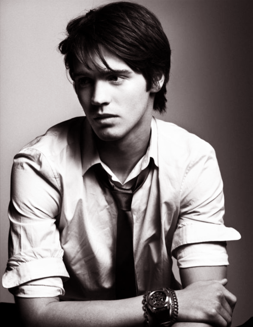 steven r mcqueen gay. Steven R McQueen #3