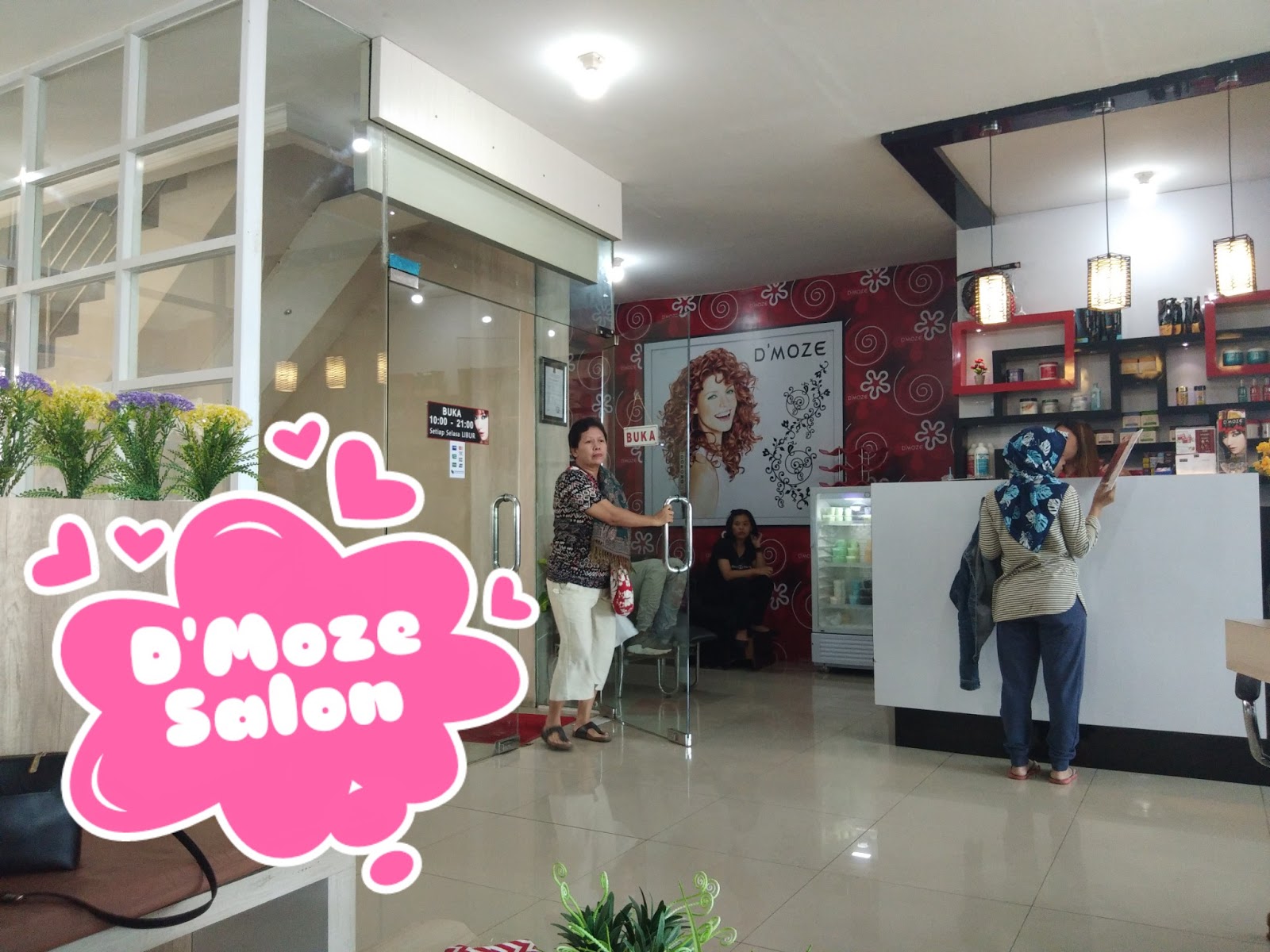 Apalagi udah lama mamtir pengen pijet pijet di salon akhirnya minggu lalu mamtir putuskan untuk Body Massage dan Lulur di D Moze Salon Karang Tengah