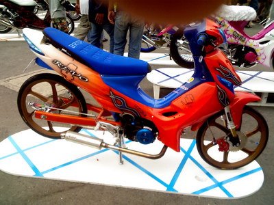 Otomotif bike: Modifikasi Suzuki Smash 110