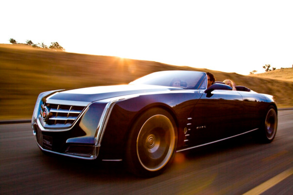 2011 Cadillac Ciel concept on the road