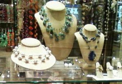 Tis The Season To Promote Your Designs On Flattering50