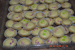 Blueberry/kiwi/strawberry Cheese Tart  RM35 50pcs (S) RM 45 (M)