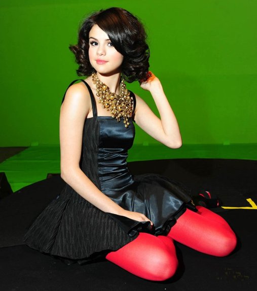 selena gomez who says music video stills. dresses Selena Gomez - Who