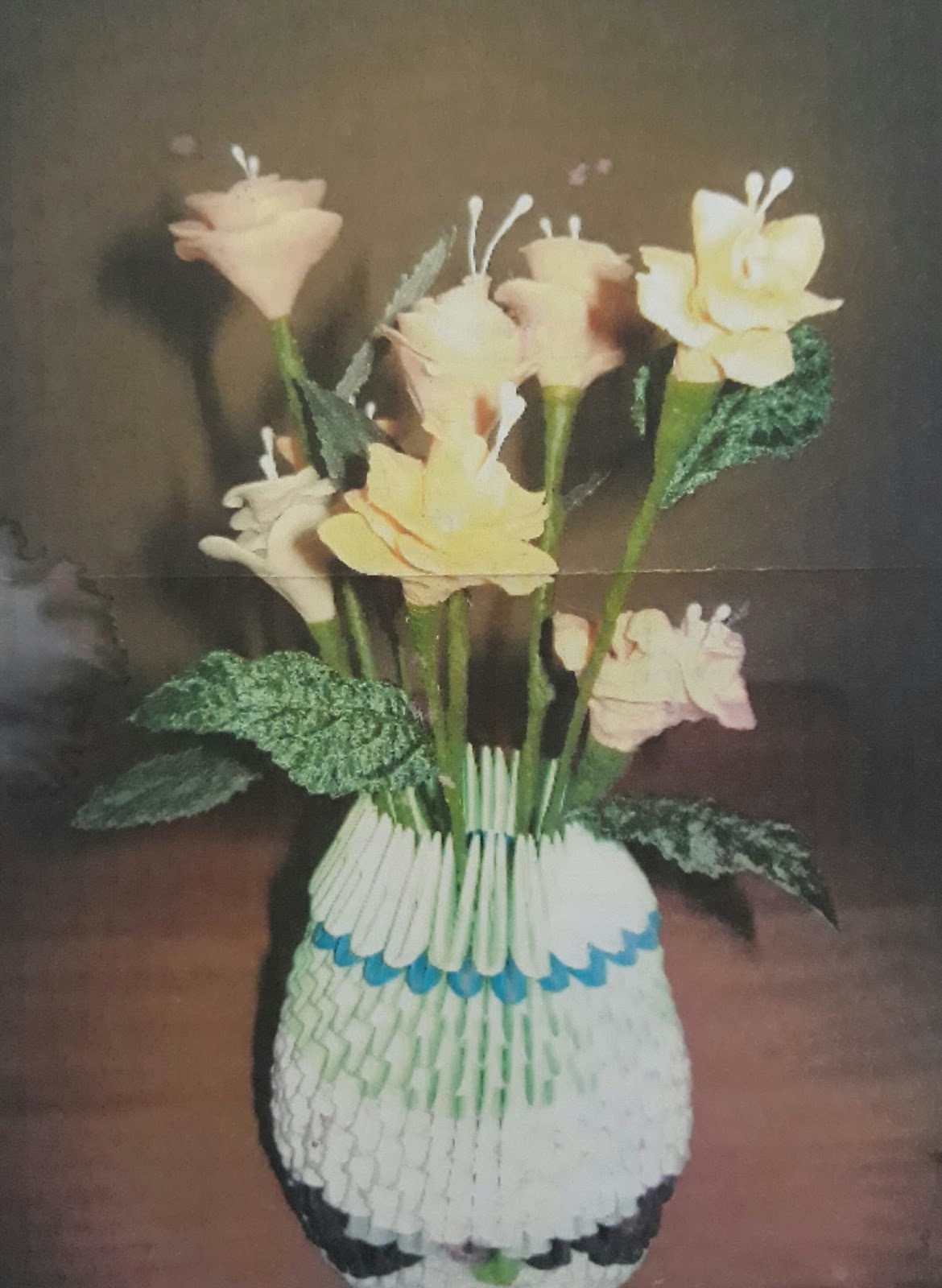 Cara Membuat Kerajinan  Bunga  Cantik dari  Sabun  Seni Rupa