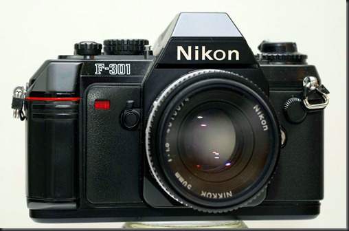 Nikon F 301 010