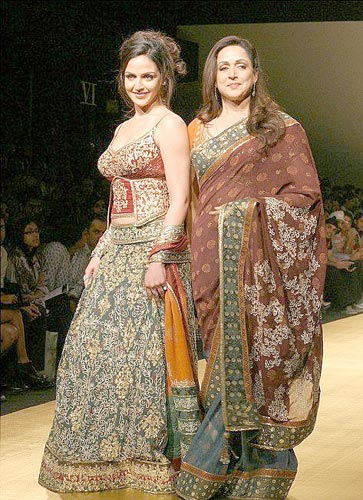 Esha Deol Ramp