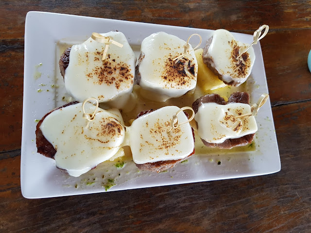 Carne do Sol de Filé Mignon com Queijo - Restaurante Mergulhão - Fernando de Noronha