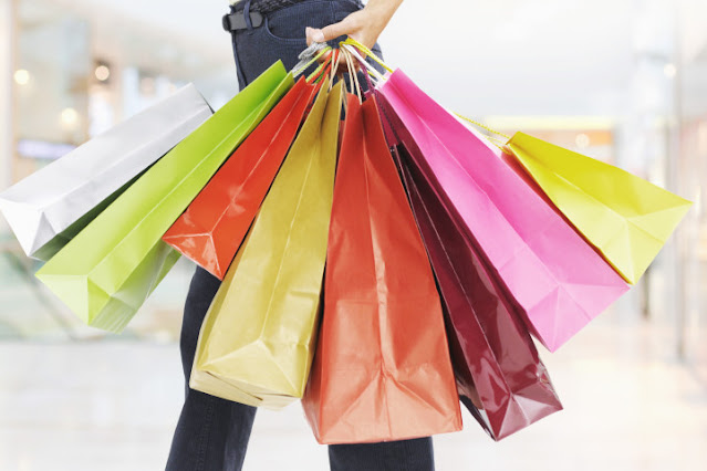 10 Tips Menemani Wanita Ketika Bershopping!