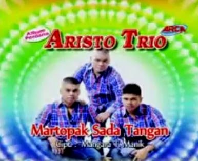Lirik Martopak Sada Tangan - Aristo Trio  KUMPULAN LIRIK 