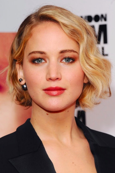 Jennifer-Lawrence-Short-Wavy-Bob