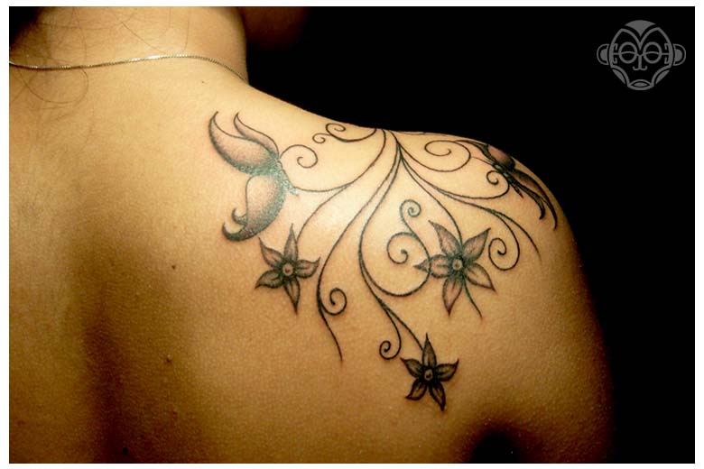 tattoo flores, tattoo rosa, tatuagem cobertura, tatuagem flores,