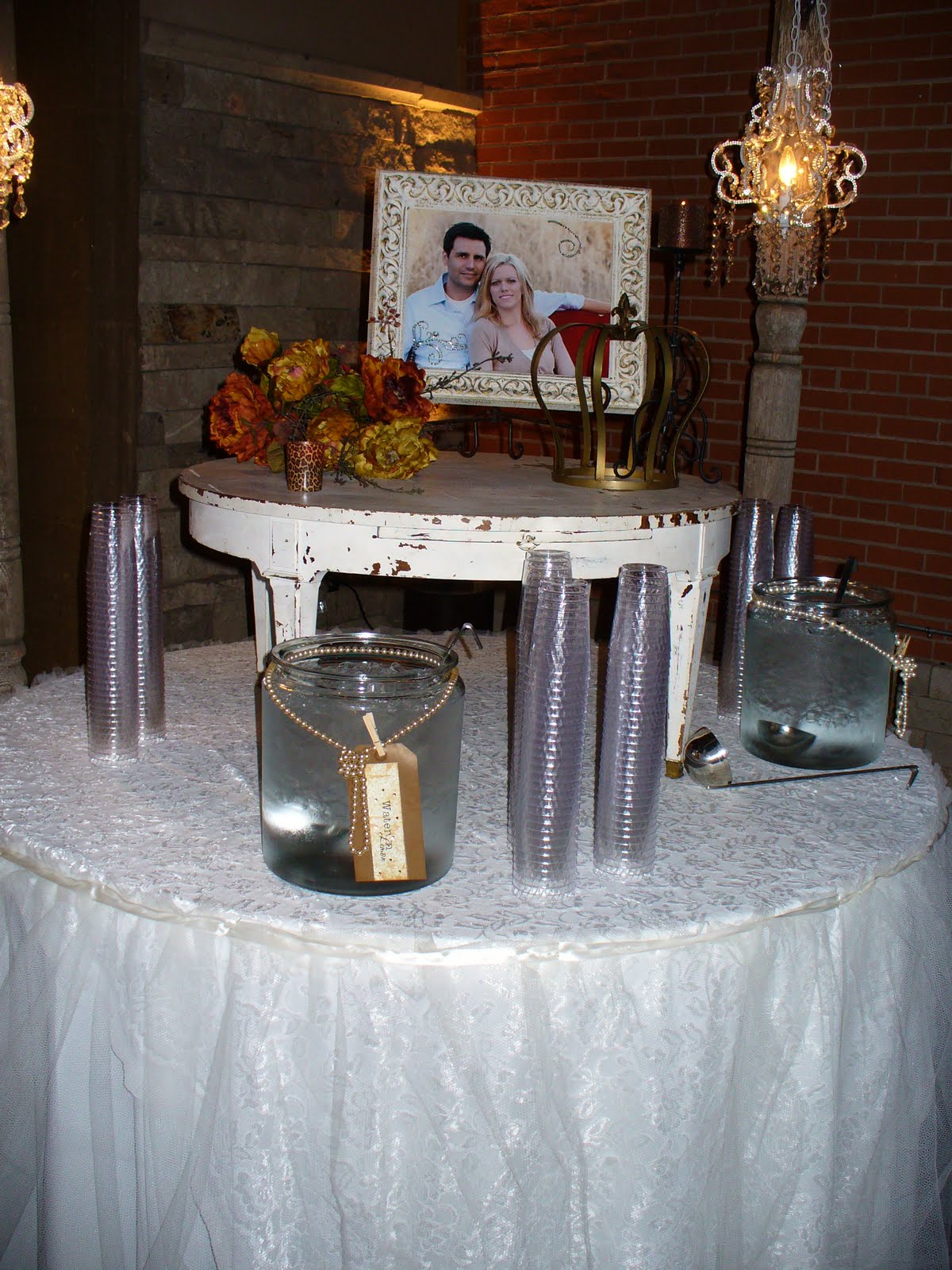 50 s style wedding tabledecor