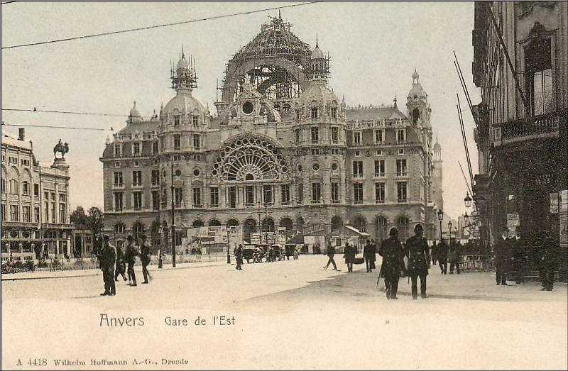 Antwerpen Centraal Station. Antwerp designer(s)?