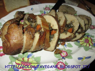 affumicare, arrosto, brodo, carote, cipolle, farina, liquirizia, ricette natalizie, ricette vegan, salsa gravy, Secondi, seitan, topinambur, tè, 