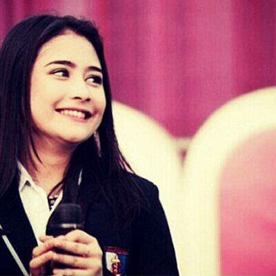 Prilly Latuconsina GGS