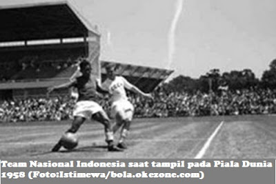 <img src=https://fazryan87.blogspot.com".jpg" alt="Kisah Kegagalan Team Nasional Indonesia ke Piala Dunia 1958 kerana Presiden Soekarno Tolak Main dengan Israel demi Palestine">