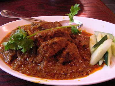 Rendang, Delicious Food From Indonesia