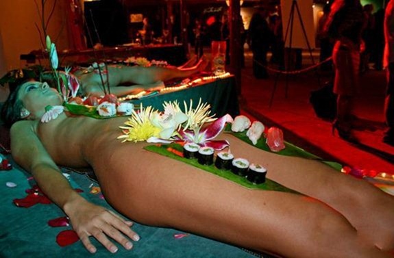 naked-body-sushi (4)